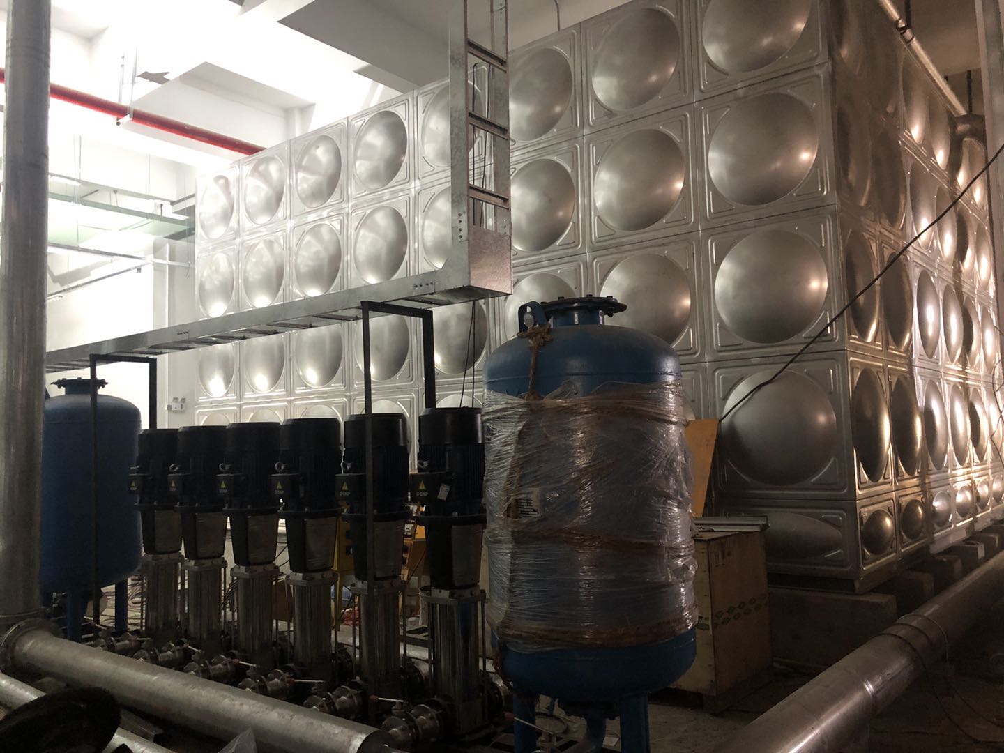 ���ݲ��P����һ�w���O(sh��)��